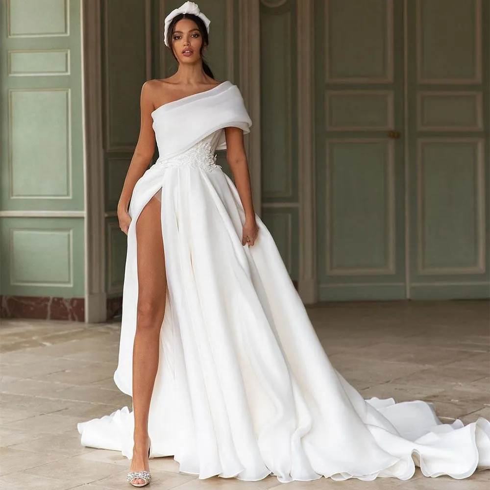 Wedding Dresses Lace Appliques One Shoulder Bride Gowns